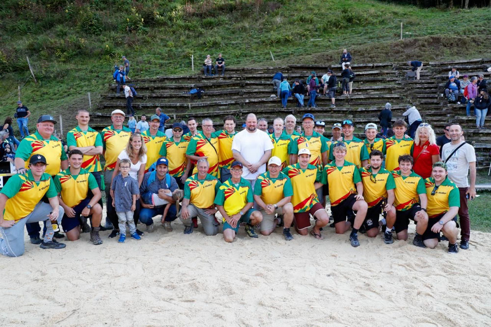 Turnverein Studen als Gruppe am Turnfest